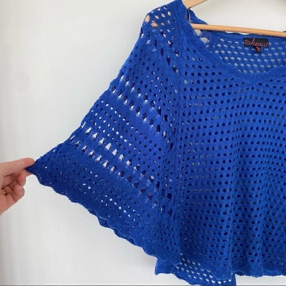 Open knit sweater with bat  wing sleeves, crochet knit - Picture 6 of 6